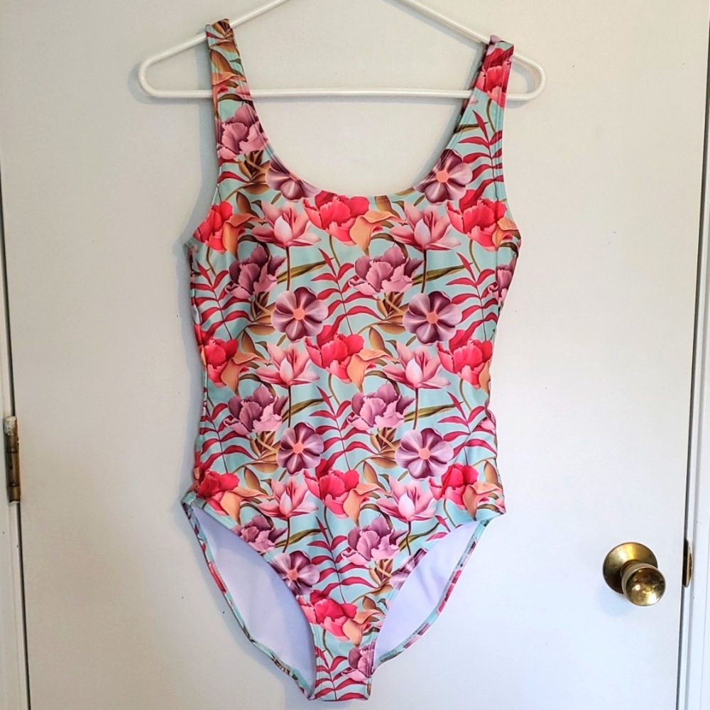 Nicole Miller studio women's L floral one piece swimsuit 🩱